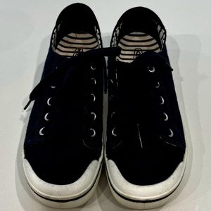 EUC Keen Tennis Shoes Navy & White